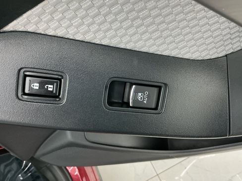 Used 2017 Subaru Forester 2.5i Premium w/ All-Weather Package AWD/4WD image 41