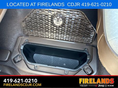 New 2026 RAM 1500 Laramie AWD/4WD image 12