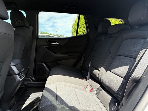 New 2026 Chevrolet Equinox LT FWD image 10