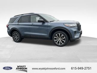 New 2026 Ford Explorer ST-Line video 2