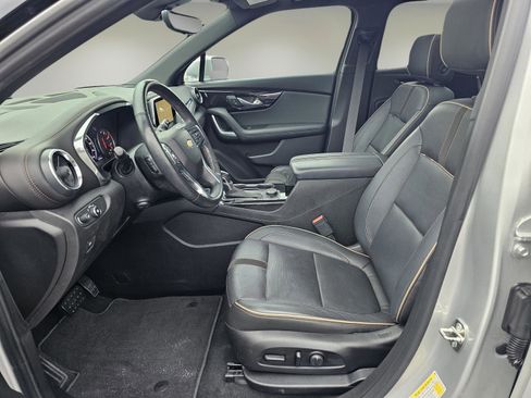 Used 2019 Chevrolet Blazer Premier w/ Sun and Wheels Package image 10