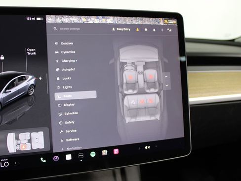 Used 2023 Tesla Model 3 Standard Range image 13