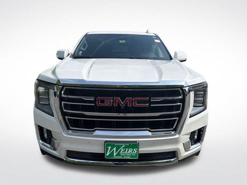 Certified 2023 GMC Yukon SLT w/ SLT Luxury Package AWD/4WD image 9
