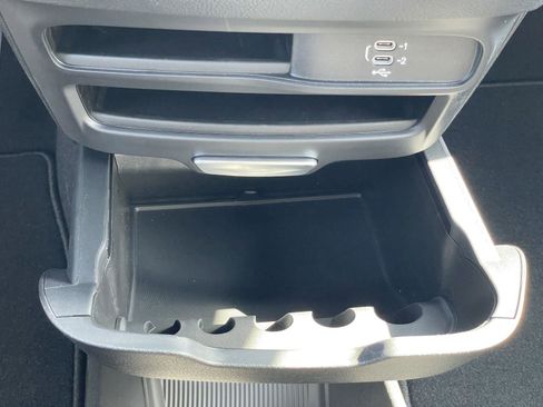 New 2026 Chrysler Pacifica Select image 22