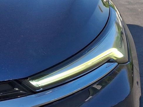 Used 2023 Buick Enclave Essence w/ Experience Buick Package AWD/4WD image 12