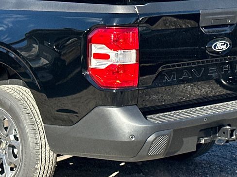 New 2025 Ford Maverick XLT w/ Equipment Group 301A image 6