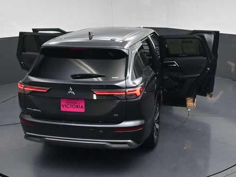 Used 2025 Mitsubishi Outlander SE AWD/4WD image 21