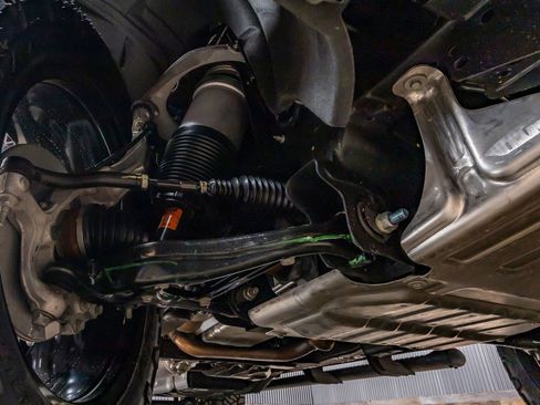 Used 2025 Chevrolet Tahoe Z71 w/ Z71 Off-Road Package image 14