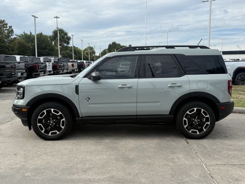 Used 2023 Ford Bronco Sport Outer Banks w/ Tech Package AWD/4WD image 8