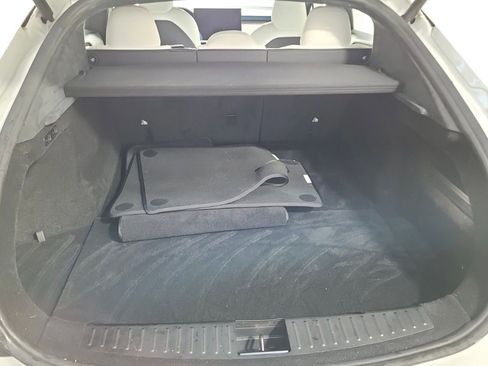 Used 2022 Tesla Model S image 14