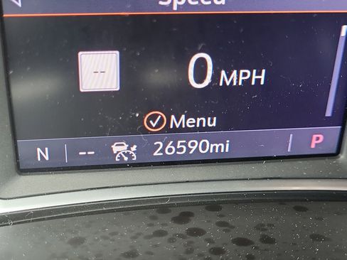 Used 2019 Chevrolet Equinox Premier AWD/4WD image 10