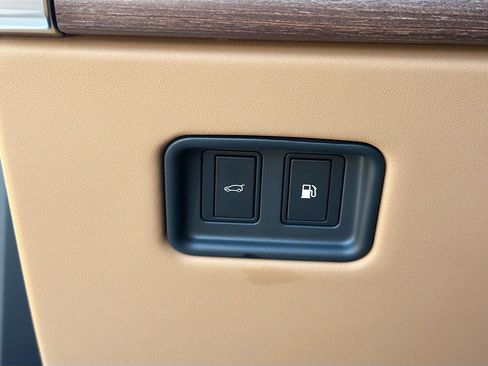 New 2026 Land Rover Range Rover SE AWD/4WD image 35