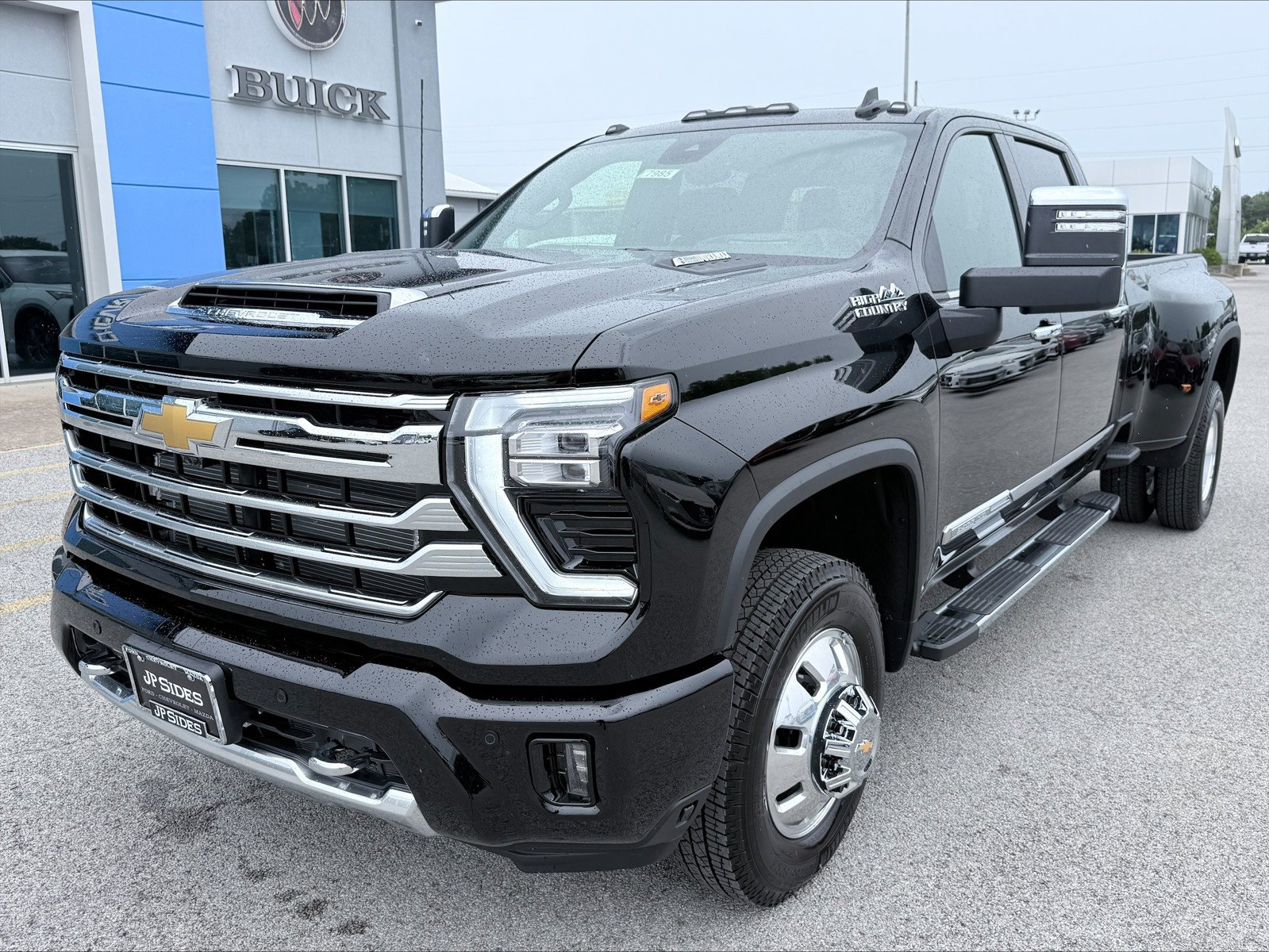 New 2026 Chevrolet Silverado 3500 High Country w/ High Country Premium Package AWD/4WD image 1