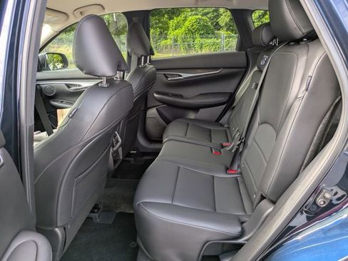 Used 2025 INFINITI QX50 Pure AWD/4WD image 15