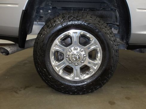 Used 2024 RAM 2500 Big Horn AWD/4WD image 20