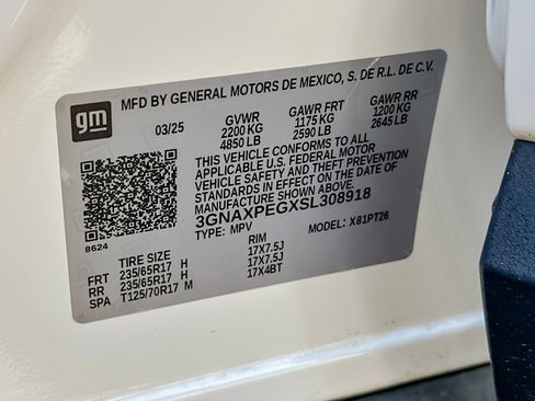 Used 2025 Chevrolet Equinox LT AWD/4WD image 41