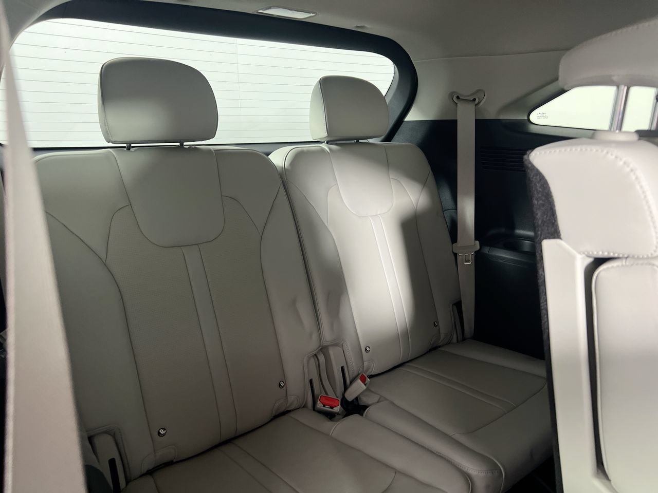 New 2026 Kia Sorento S w/ S Panoramic Sunroof Package FWD image 30