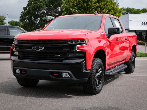 Used 2021 Chevrolet Silverado 1500 LT Trail Boss w/ Convenience Package II AWD/4WD image 5