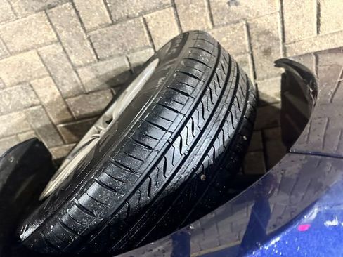 Used 2015 Toyota Camry LE image 11