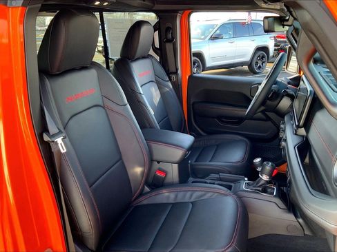 Certified 2025 Jeep Wrangler Unlimited Rubicon image 7