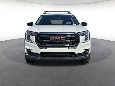 Used 2023 GMC Terrain AT4 w/ LPO, 'HIT The Road' Package AWD/4WD image 9