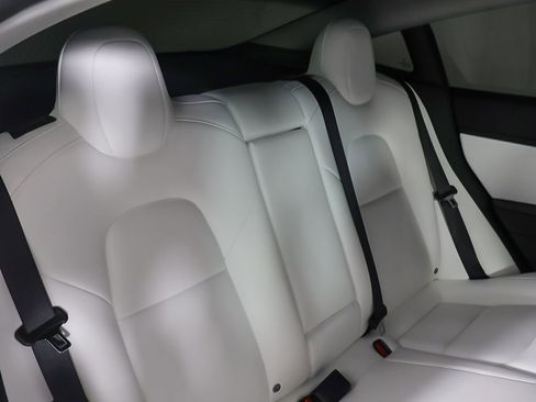 Used 2019 Tesla Model 3 Performance image 34