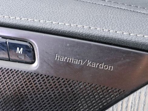 Certified 2025 Volvo XC90 T8 Ultra w/ Protection Package Premier AWD/4WD image 9