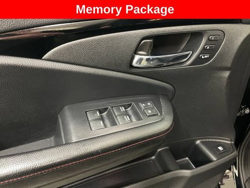 Used 2019 Honda Ridgeline Black Edition image 10