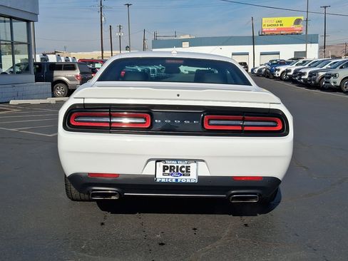 Used 2016 Dodge Challenger R/T Plus image 4