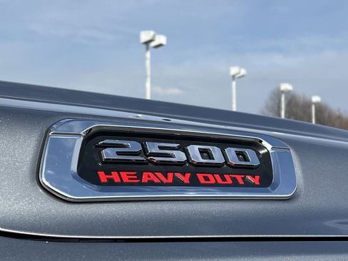 Used 2022 RAM 2500 Laramie w/ Body Color Bumper Group image 18