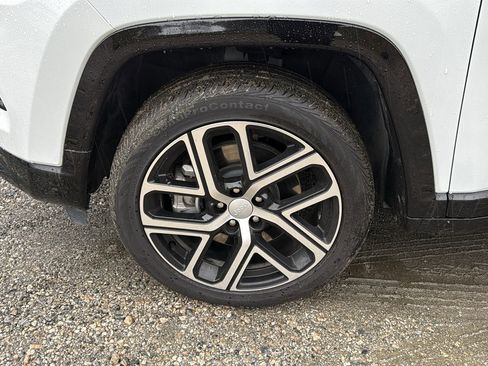 Certified 2024 Jeep Compass Limited w/ Elite Group image 11