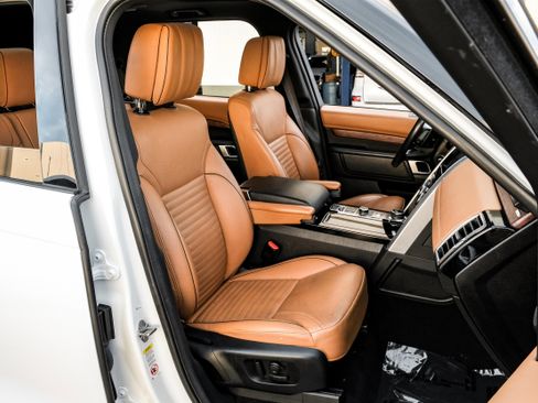 Used 2020 Land Rover Discovery HSE Luxury image 33