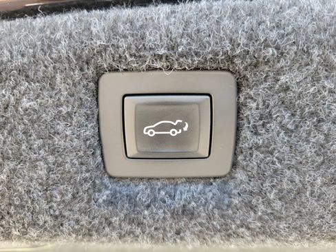 Used 2019 Cadillac CT6 V w/ Driver Assist Package AWD/4WD image 9