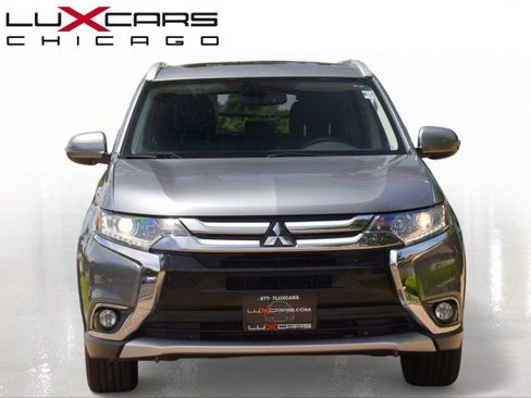 Used 2017 Mitsubishi Outlander SE AWD/4WD image 3