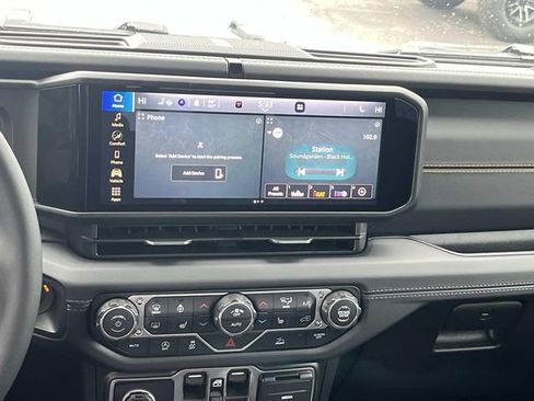 New 2026 Jeep Gladiator Mojave AWD/4WD image 15