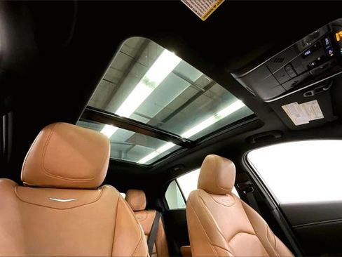 Used 2023 Cadillac XT4 Sport image 16