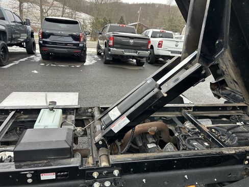 Used 2023 Ford F350 XL w/ Snow Plow Prep Package image 27