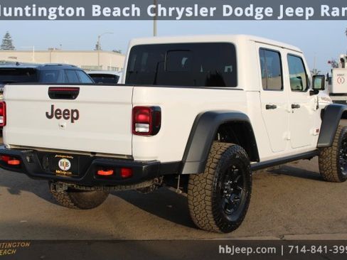 Used 2022 Jeep Gladiator Mojave image 5