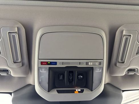 Used 2022 Subaru Forester Touring image 21