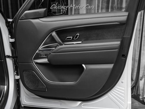 Used 2026 Land Rover Range Rover Long Wheelbase Autobiography AWD/4WD image 39