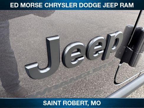 New 2026 Jeep Wrangler Unlimited Rubicon w/ Whitecap Package AWD/4WD image 9