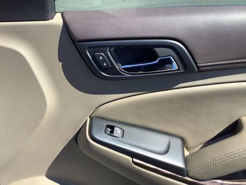 Used 2015 GMC Yukon SLT w/ Open Road Package image 42