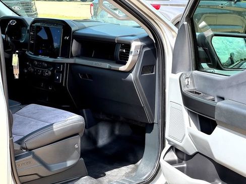 Used 2024 Ford F150 XL RWD image 25