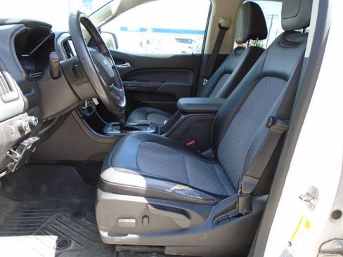 Used 2016 Chevrolet Colorado Z71 AWD/4WD image 7