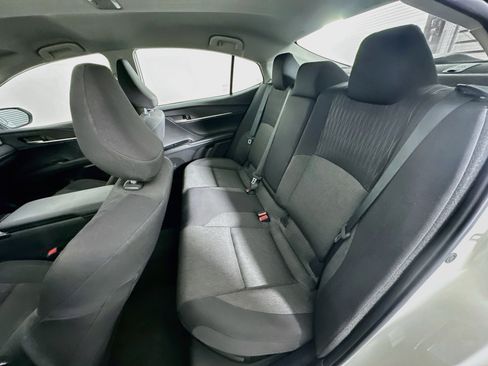 Used 2025 Toyota Camry LE FWD image 28