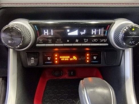 Used 2022 Toyota RAV4 TRD Off-Road w/ TRD Off-Road Weather Package image 35