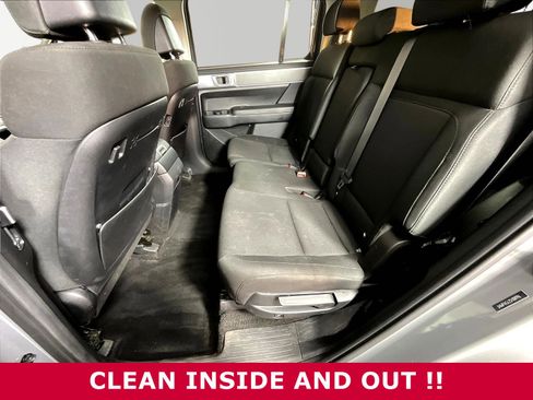Used 2025 Hyundai Santa Fe SE FWD image 20