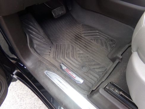 Used 2020 Chevrolet Silverado 1500 RST image 22