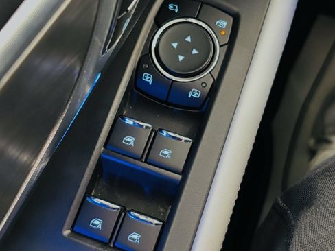Used 2025 Ford Expedition Platinum w/ Driver's Package AWD/4WD image 36