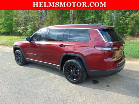 Certified 2022 Jeep Grand Cherokee L Limited RWD image 6
